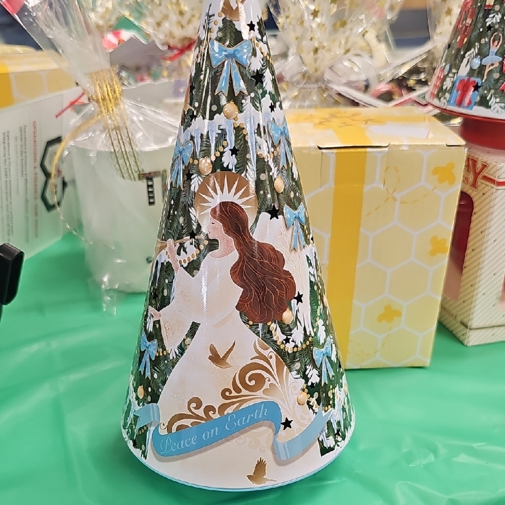 CHERYL's Luminary Peace on Earth Tin 10" CHRISTMAS TREE tealights Candle holder